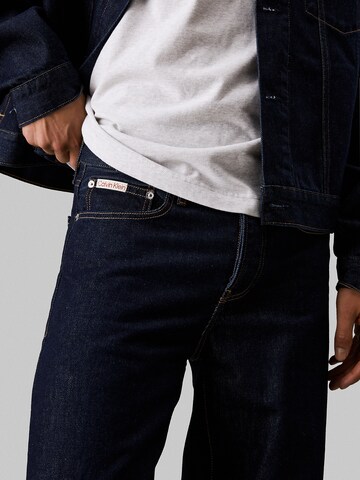 Calvin Klein Jeans Loosefit Jeans in Blau