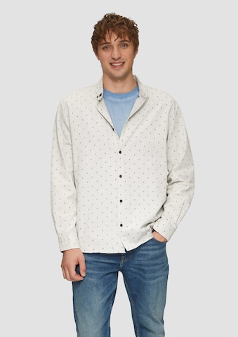 Coupe regular Chemise QS en beige : devant