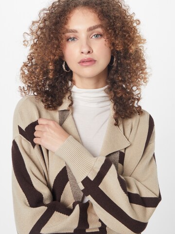 River Island Strickjacke in Beige