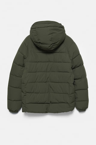 Pull&Bear Winterjas 'STWD' in Groen
