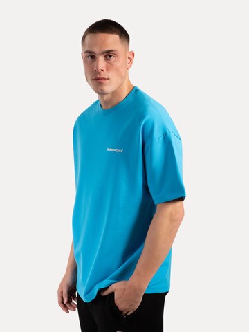Smilodox T-Shirt Oversize Backprint Tamio in Blau