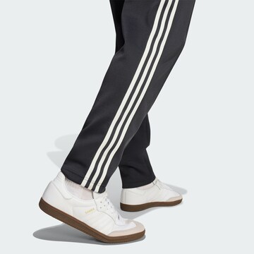 ADIDAS PERFORMANCE Tapered Παντελόνι φόρμας 'FC Union Berlin Originals' σε γκρι