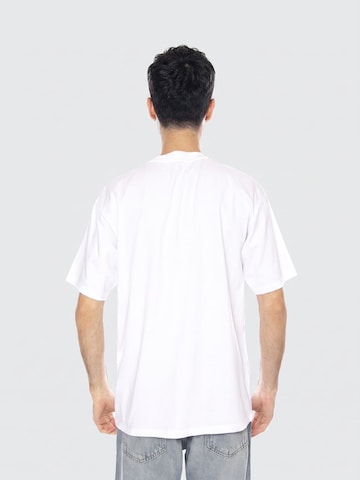 EDWIN Bluser & t-shirts 'HIGH LIFE LOW LEVELS CHEST TS' i hvid