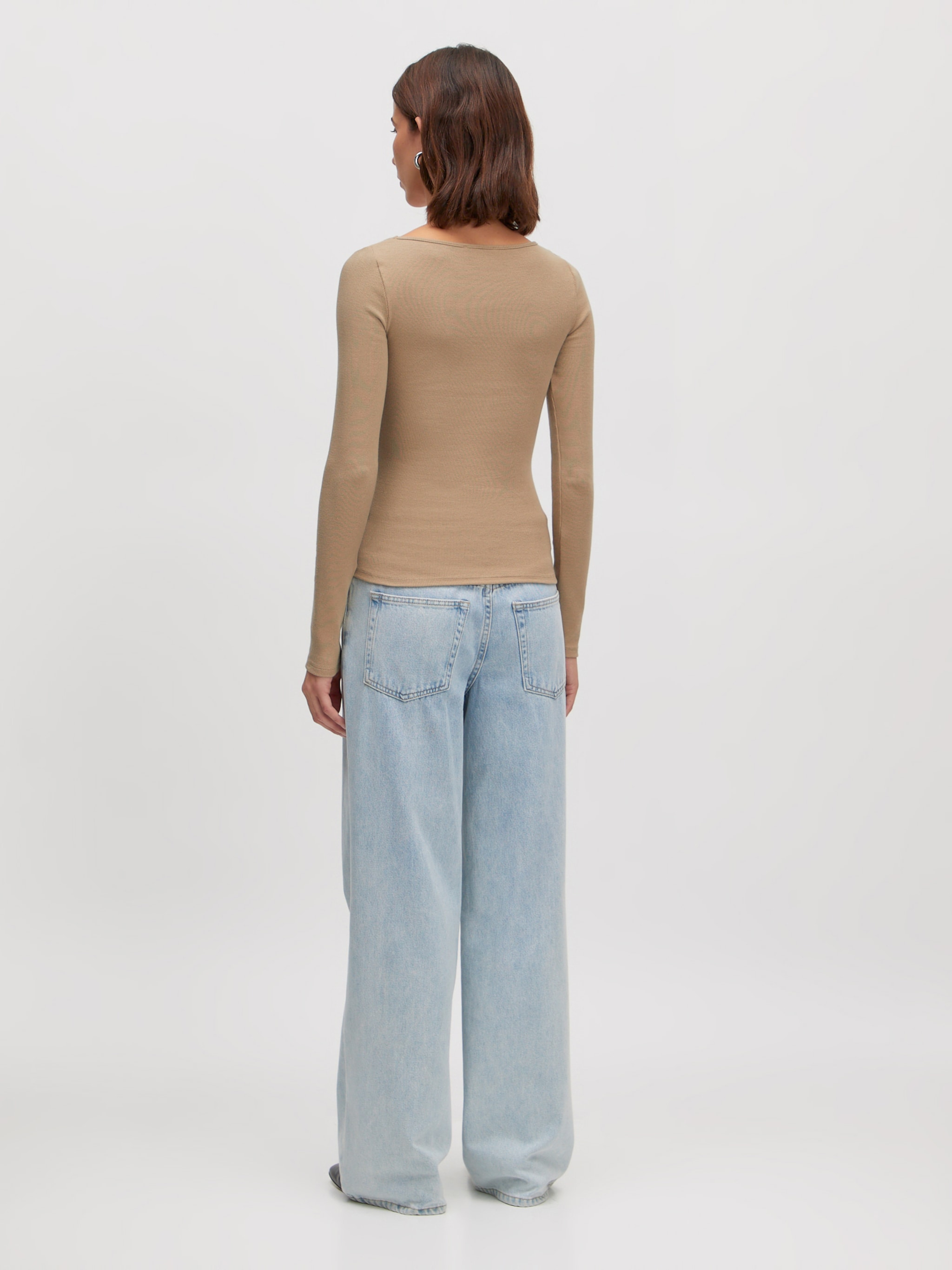 EDITED Producten Shirt 'Idalina' Taupe