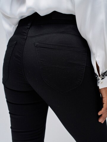Salsa Jeans Bootcut Jeans 'Secret' in Schwarz
