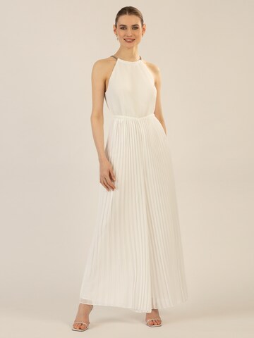 APART Jumpsuit in White: front