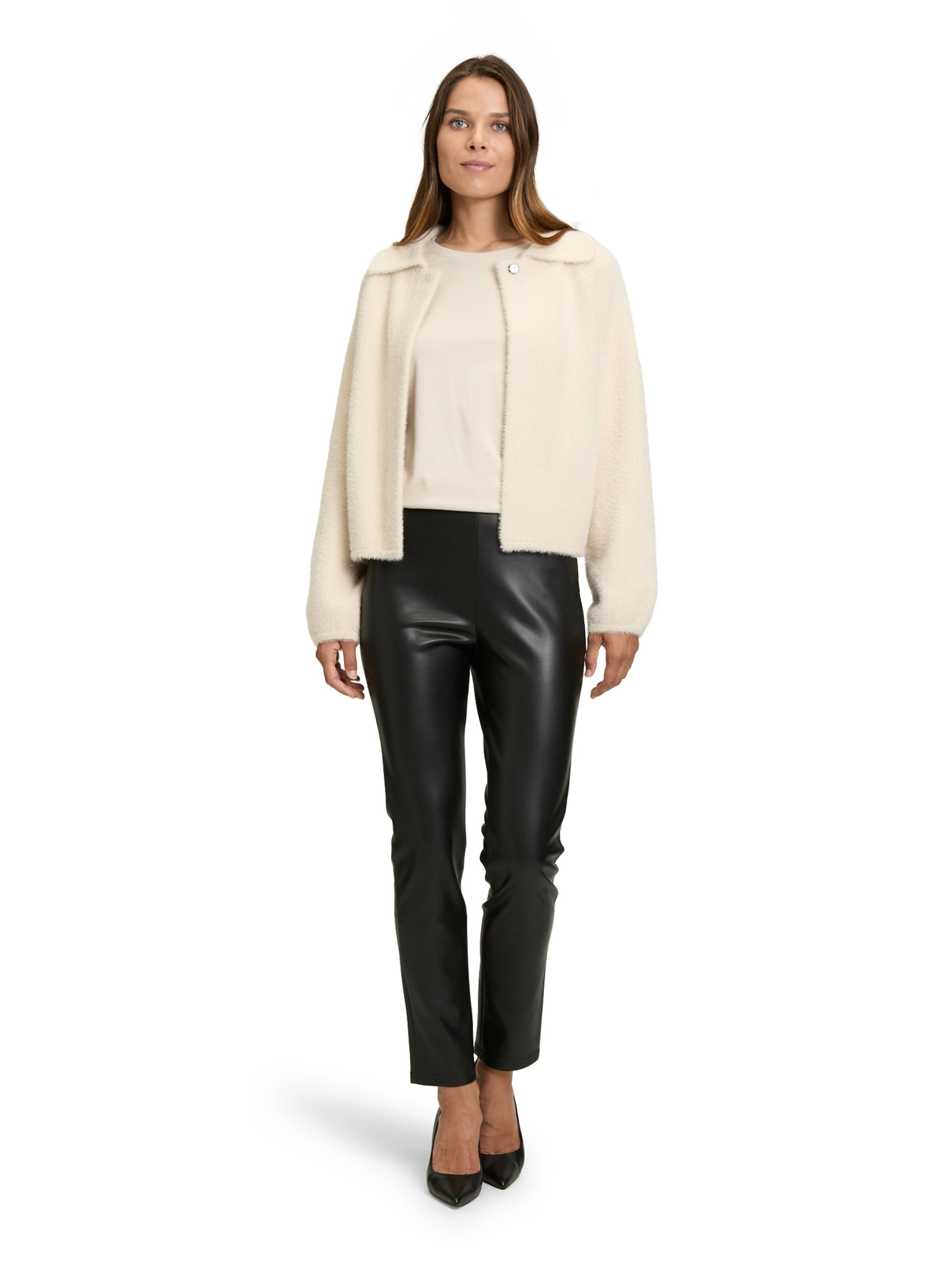 Betty Barclay Knit cardigan in Beige