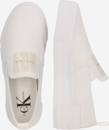 Calvin Klein Jeans Slip-on obuv - biela