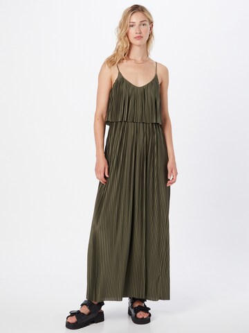 Robe 'Nadia' ABOUT YOU en vert : devant