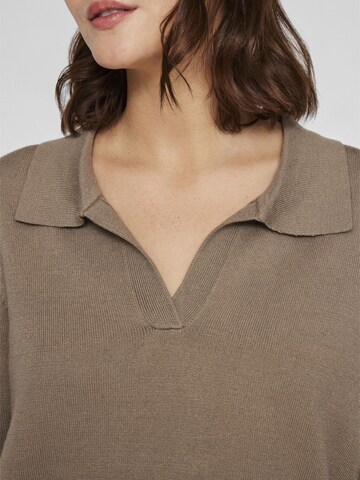 VILA Sweater in Brown
