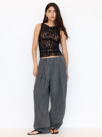 Top di Pull&Bear in nero