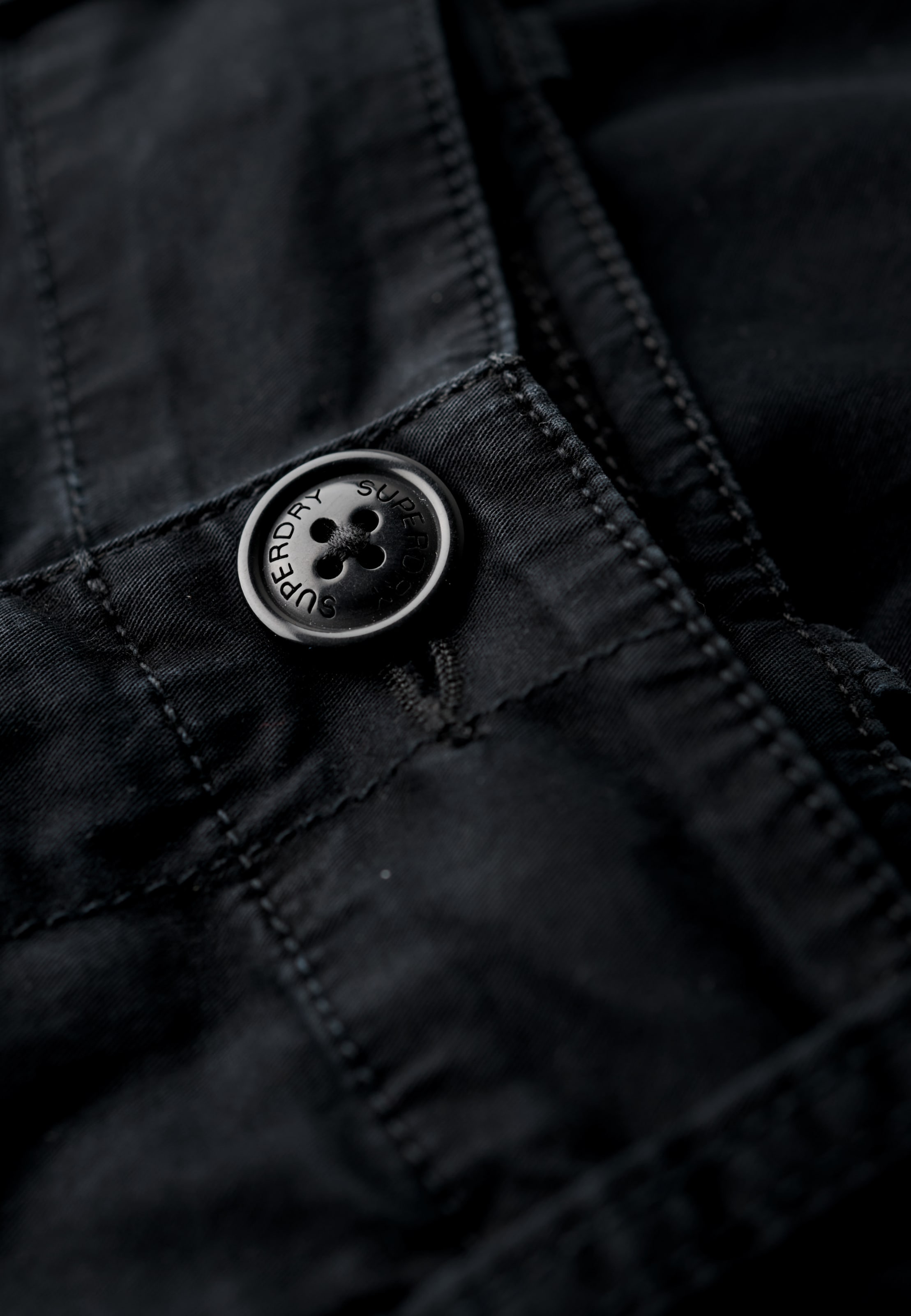 Superdry Regular Cargobroek in Zwart