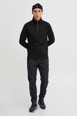 11 Project Sweater in Black