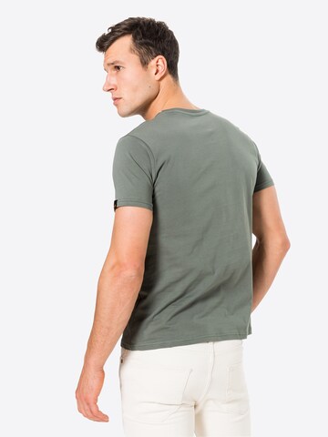 Regular fit Tricou de la ALPHA INDUSTRIES pe verde