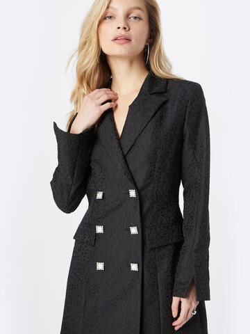 Robe River Island en noir