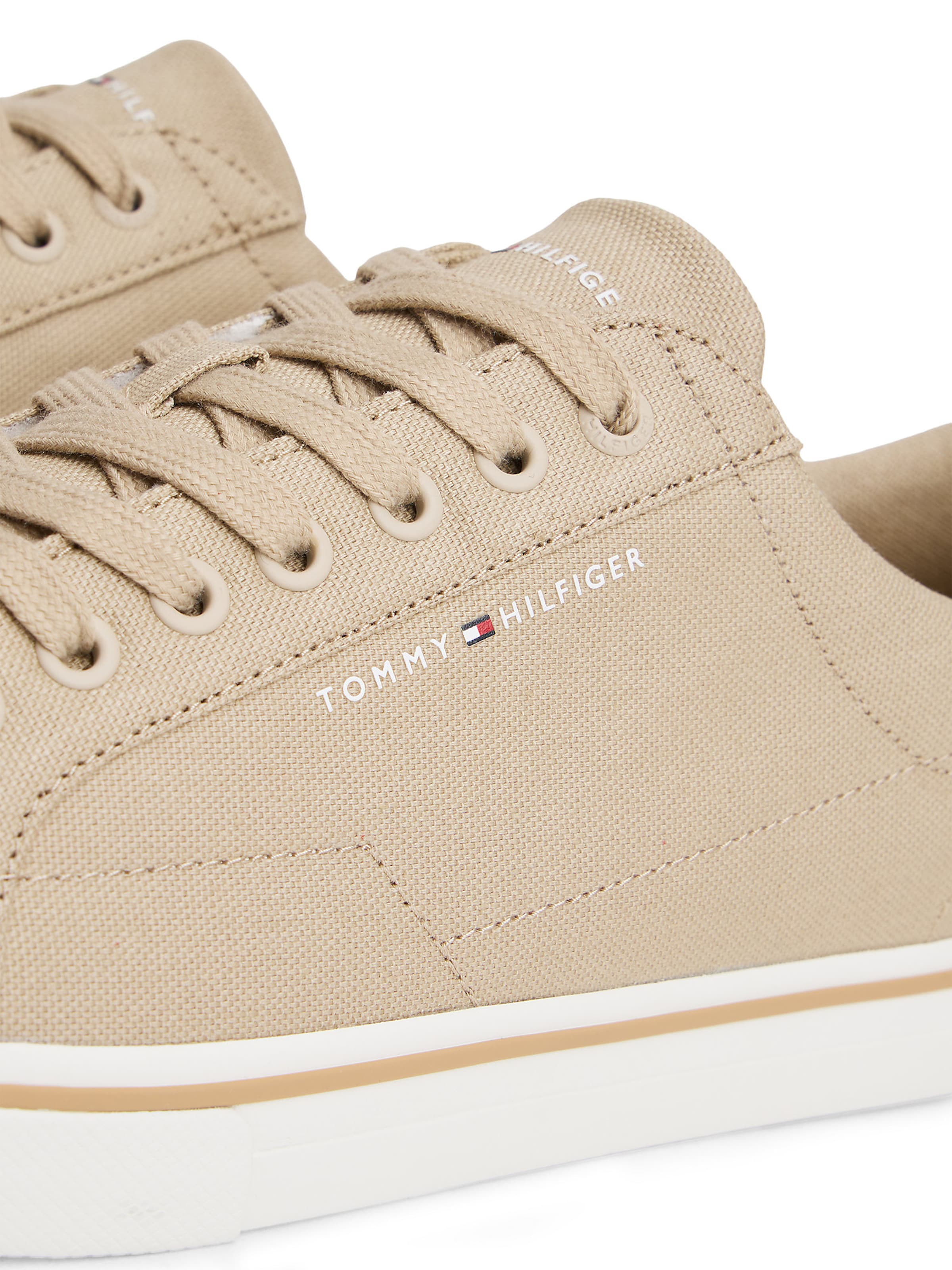 Baskets basses TOMMY HILFIGER en beige