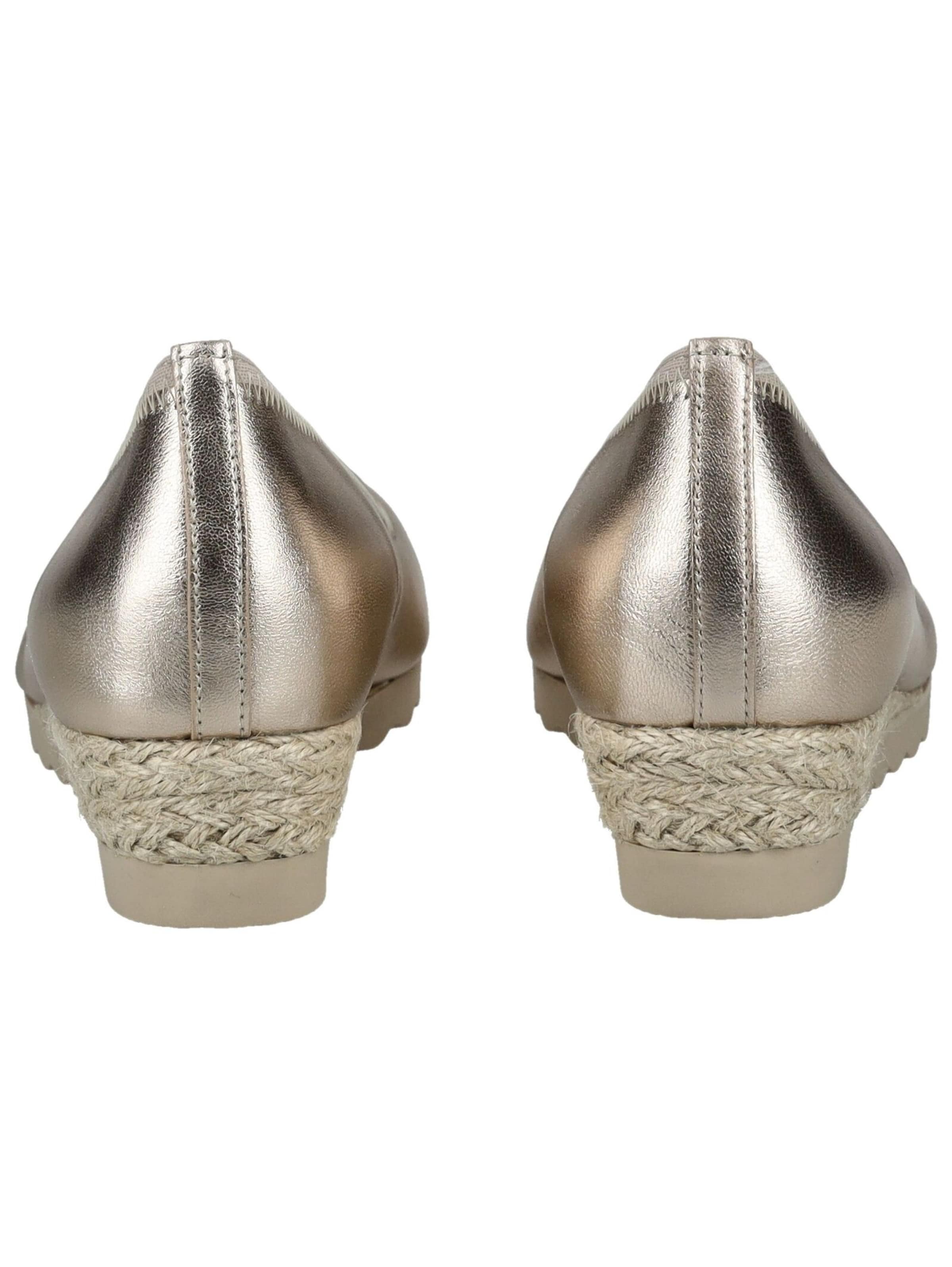 Décolleté di GABOR in oro