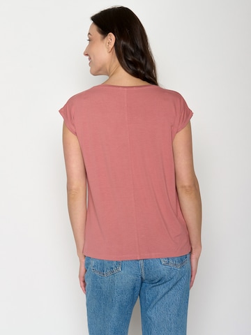 Maglietta 'Timid Weekend Plans' di GREENBOMB in rosa