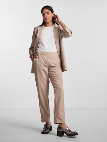 PIECES Regular Broek 'PCBOSELLA' in Beige