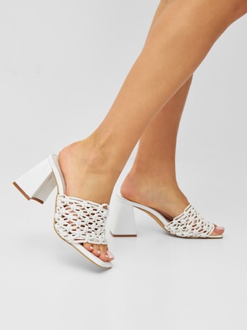 Bianco Mules 'BIAJOYCE ' in White: front