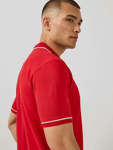FC BAYERN MÜNCHEN Poloshirt Essentials in Rot