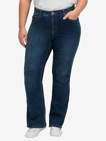 SHEEGO Boot cut Jeans in Blue: front