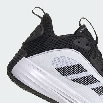 Baskets basses 'Own the Game 3' ADIDAS SPORTSWEAR en blanc
