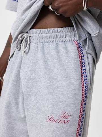 VAMOS CLO Loosefit Broek 'Herault' in Grijs