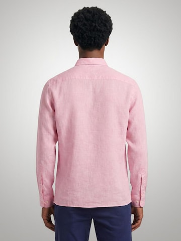 McGREGOR Regular fit Button Up Shirt in Pink