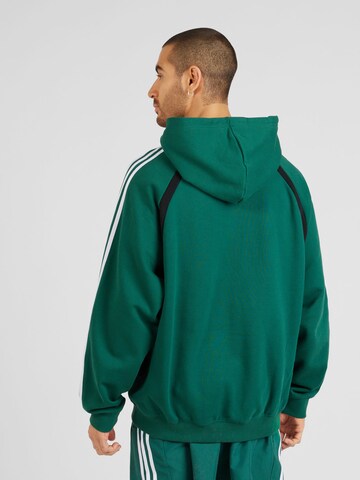 Felpa di ADIDAS ORIGINALS in verde