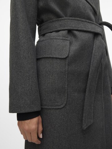 VERO MODA Overgangsfrakke i grå