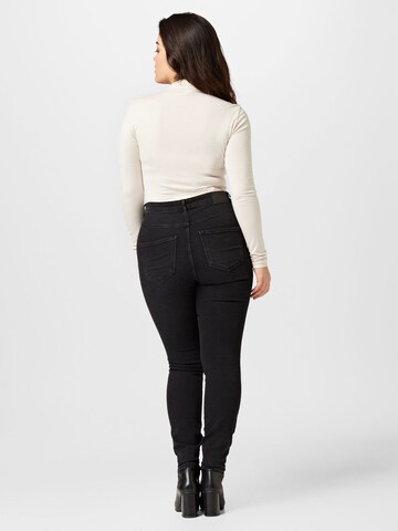 Vero Moda Curve Skinny Jeans 'SOPHIA' in Zwart