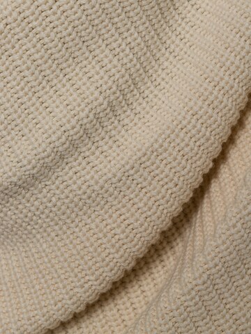 Marie Lund Sweater in Beige
