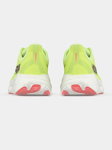 HOKA - Zapatillas de running 'ARAHI 8' en amarillo