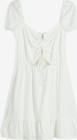 Robe d’été Bershka en blanc : devant