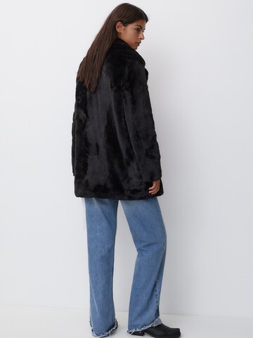 Pull&Bear Winter coat in Black