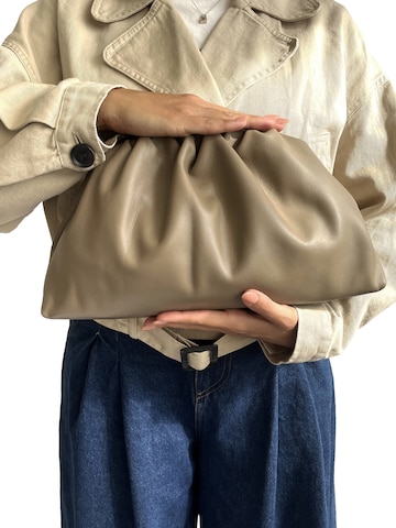 CHICCA BORSE Laptoptas in Beige: voorkant