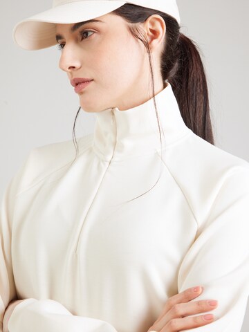 Athlecia - Camiseta deportiva 'Elaina' en blanco