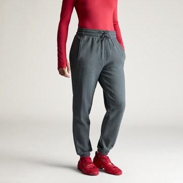 ADIDAS BY STELLA MCCARTNEY Zúžený Sportovní kalhoty – šedá: přední strana