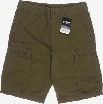 NIKE Shorts in 28 in Green: front