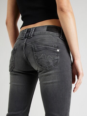 Pepe Jeans Slimfit Farmer - fekete