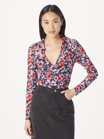 Monki Blouse in Red: front