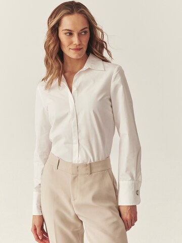 TATUUM Halenka 'Antala' – bílá: přední strana