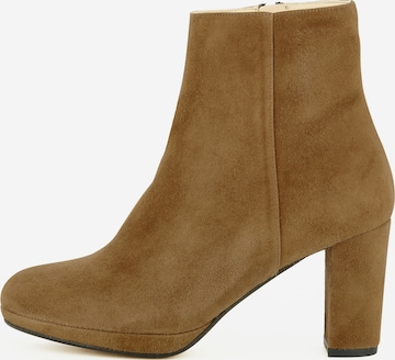 EVITA Ankle Boots in Brown