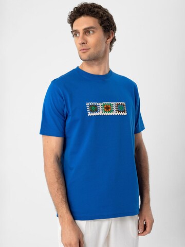 Antioch - Camisa em azul