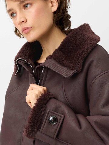 Fuchs Schmitt Winter jacket 'Fliegerblouson Oakland' in Red
