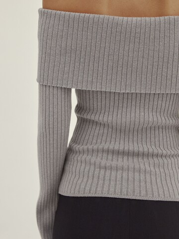 Pullover 'Olivia' di millane in grigio