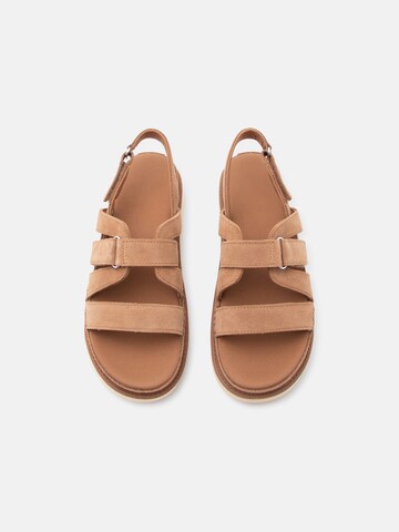 UGG Босоножки 'Goldenstar Gleam' в Коричневый