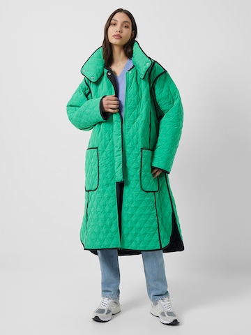 FRENCH CONNECTION Between-Seasons Coat 'Klio' in Green: front