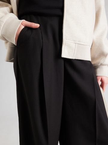 Wide Leg Pantalon à pince 'Machella' MSCH COPENHAGEN en noir